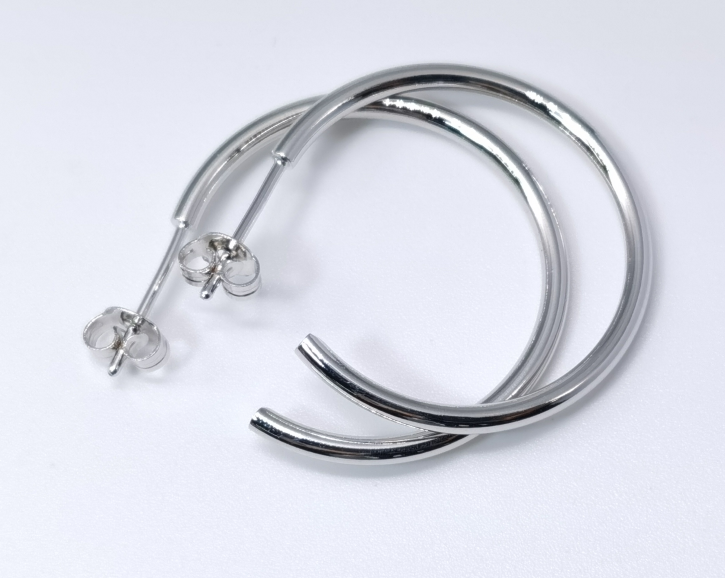 Lou Hoops